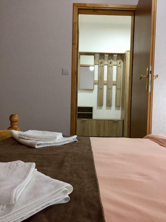 זבליאק B&B Izvor מראה חיצוני תמונה