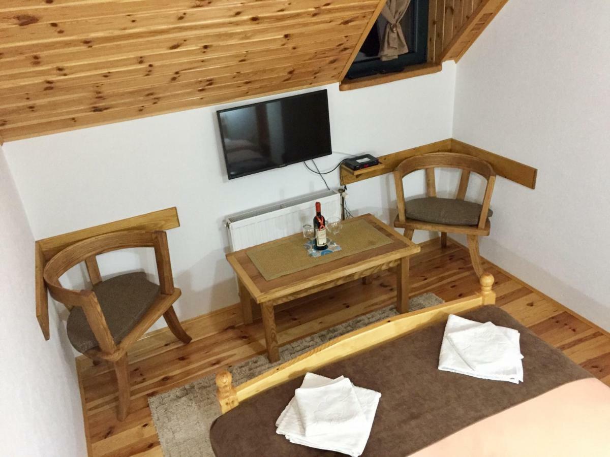 זבליאק B&B Izvor מראה חיצוני תמונה